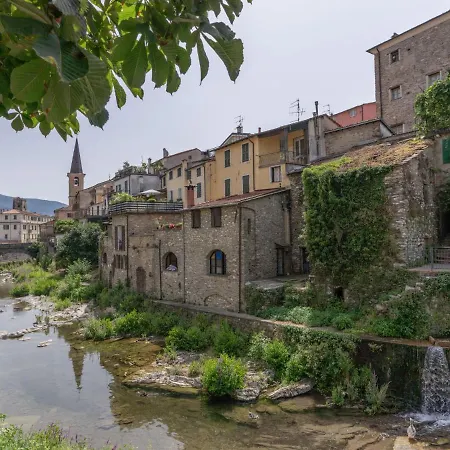 Locazione Turistica Anice 아파트 보르고마로